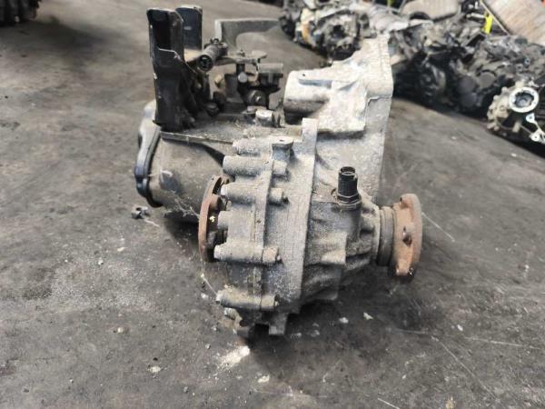 BOITE DE VITESSE MANUEL VAG 1.9TDI CODE: LBQ  - Vue 3